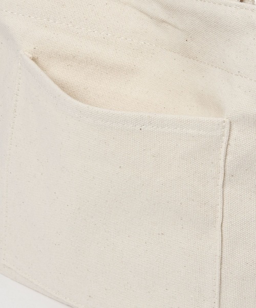 GLOBAL WORK(グローバルワーク)の「シンプルロゴトート/266900(クラッチバッグ・レディース・ブラック/ダークブラウン/ベージュ/オフホワイト・FREE)」の11枚目の写真