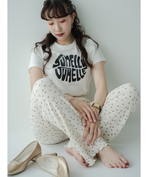 JUMELLE（ジュメロ）の「タイポグラフィーTシャツ（Tシャツ/カットソー・レディース・ブラック/レッド・FREE）」の2枚目の写真