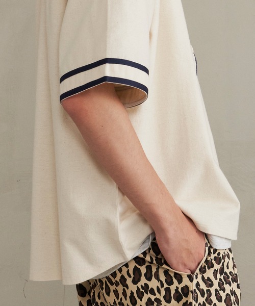 Revo.（レボ）の「Revo. ライトフランネル ワッペンロゴ刺繍 ベースボールシャツ/半袖シャツ（シャツ/ブラウス・メンズ・ブラック/グレー/ナチュラル・2/1）」の18枚目の写真