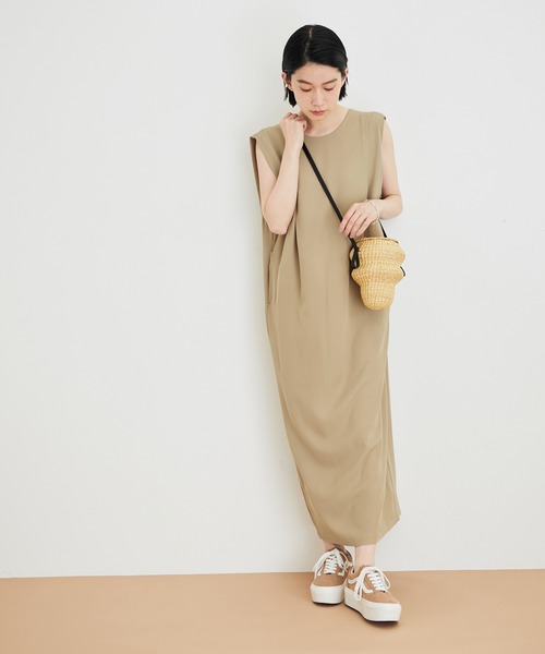 ADAM ET ROPE'（アダムエロペ）の「【WEB限定】2WAYジャンパースカートコンビブラウス（ジャンパースカート・レディース・ブラック/ベージュ・FREE）」の6枚目の写真