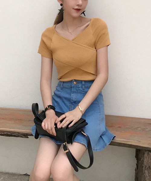 LAFFMO（ラフモ）の「Vネックサマーニットトップス（ニット/セーター・レディース・ホワイト/ブラック/イエロー/ブルー・FREE）」の19枚目の写真