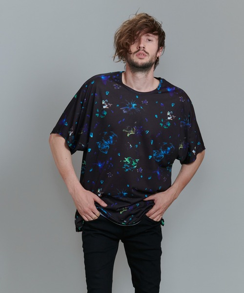 NO ID.（ノーアイディ）の「シャドウフラワードルマンスリーブT（Tシャツ/カットソー・メンズ・ブラック/レッド/ブルー・ONE SIZE）」の16枚目の写真