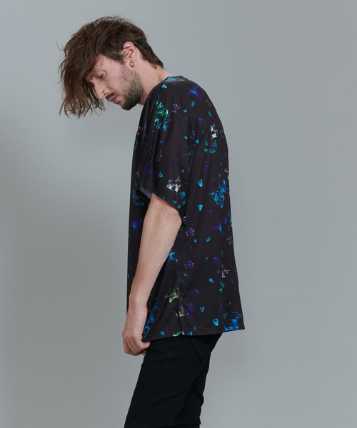 NO ID.（ノーアイディ）の「シャドウフラワードルマンスリーブT（Tシャツ/カットソー・メンズ・ブラック/レッド/ブルー・ONE SIZE）」の20枚目の写真