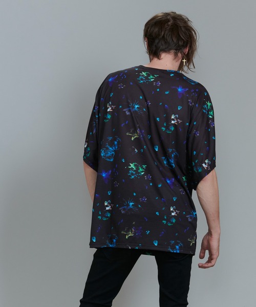 NO ID.（ノーアイディ）の「シャドウフラワードルマンスリーブT（Tシャツ/カットソー・メンズ・ブラック/レッド/ブルー・ONE SIZE）」の21枚目の写真