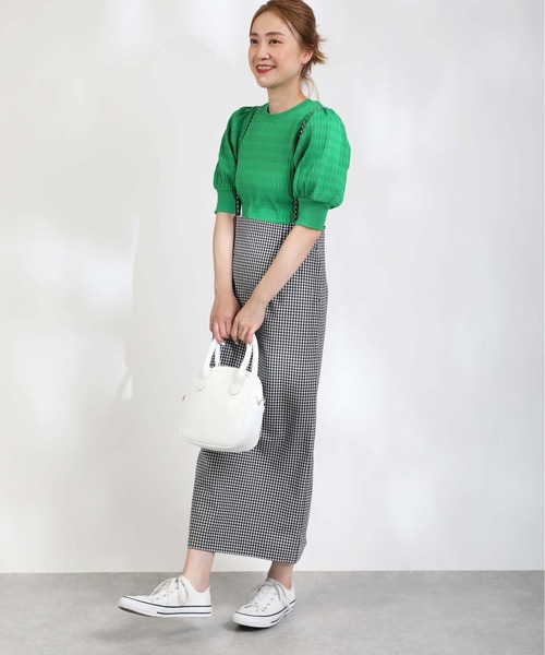 PICCIN（ピッチン）の「肩ひも付きギンガムチェックタイトスカート（ジャンパースカート・レディース・ブラック・M）」の7枚目の写真