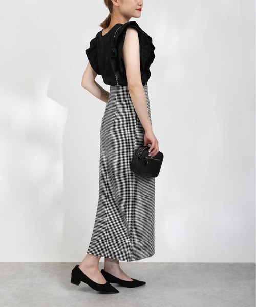 PICCIN（ピッチン）の「肩ひも付きギンガムチェックタイトスカート（ジャンパースカート・レディース・ブラック・M）」の6枚目の写真