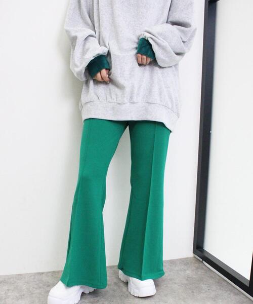 INGNI(イング)の「センターシームフレアーパンツ(スラックス・レディース・レッド/ブラック/グリーン/ブルー/ブラウン・FREE)」の4枚目の写真