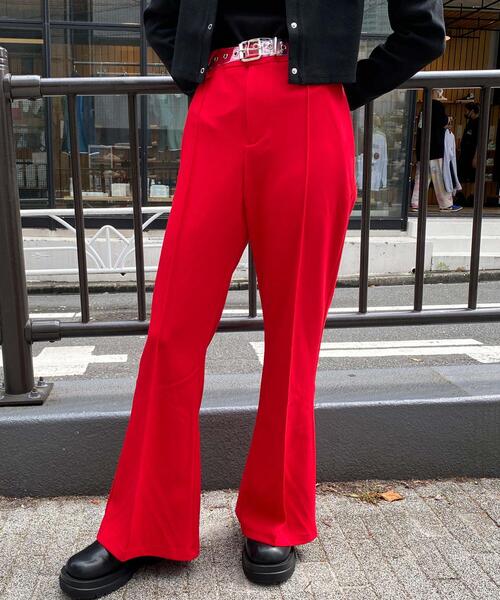 INGNI(イング)の「センターシームフレアーパンツ(スラックス・レディース・レッド/ブラック/グリーン/ブルー/ブラウン・FREE)」の16枚目の写真