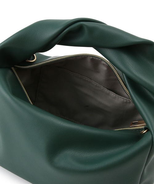 ROPE' PICNIC（ロペピクニック）の「【WEB限定カラー:シルバー】ツイストハンドルホーボーミニショルダーバッグ（ショルダーバッグ・レディース・ブラック/キナリ/イエロー系その他3/ダークグリーン/シルバー・FREE）」の19枚目の写真