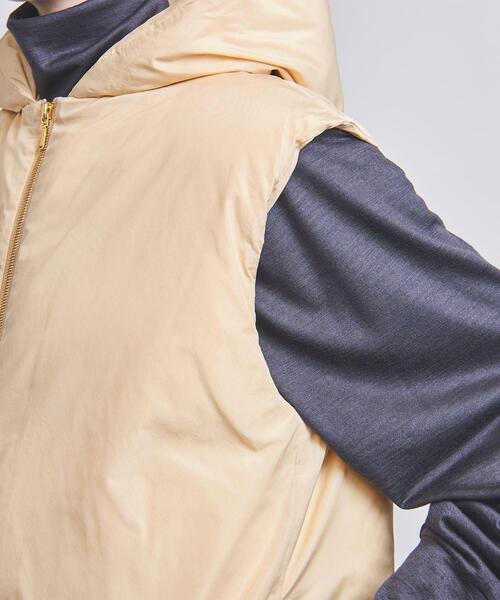 UNITED ARROWS(ユナイテッドアローズ)の「P/SI ダウン ベスト(ダウンベスト・レディース・ナチュラル/ブラック・38/36)」の11枚目の写真