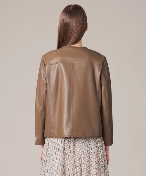 MACKINTOSH LONDON（マッキントッシュ ロンドン）の「シープレザーブルゾン（ノーカラーコート・レディース・ブラウン・38）」の8枚目の写真