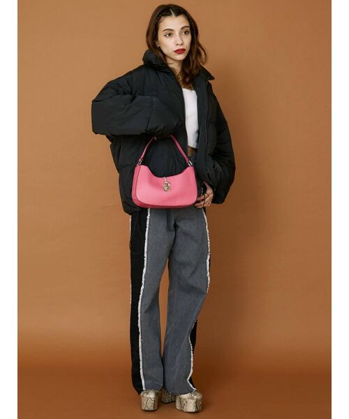 EVRIS(エヴリス)の「SUNNYチェーンハンドバッグ(ハンドバッグ・レディース・ブラック/ピンク/イエロー・FREE)」の15枚目の写真