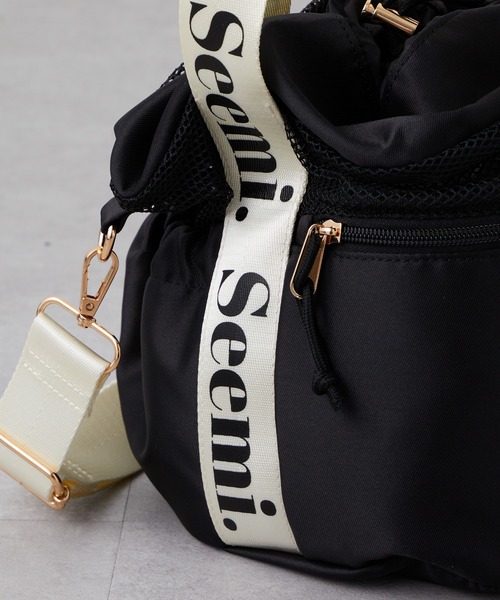Seemi. byNICECLAUP（ シーミーバイナイスクラップ）の「【Seemi】Seemi.巾着トートBAG（トートバッグ・レディース・アイボリー/ブラック・FREE）」の17枚目の写真