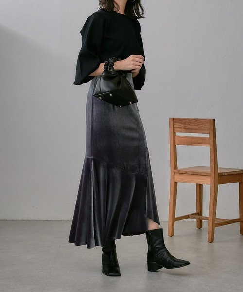 Lui's（ルイス）の「ギャザーハンドルミニバッグ（ハンドバッグ・レディース・ブラック・FREE）」の4枚目の写真