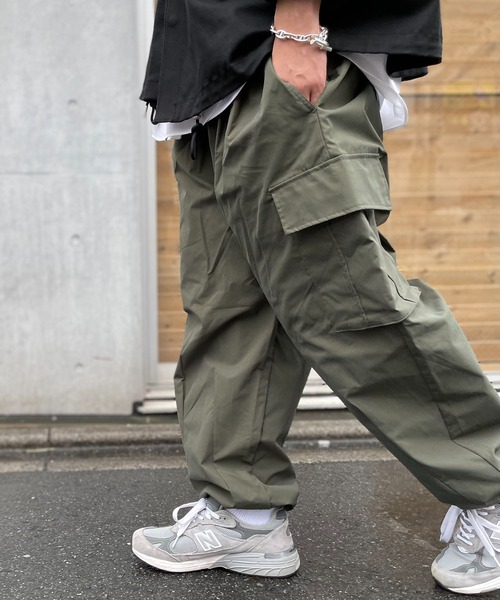 CONTACT(コンタクト)の「【CONTACT】ユーティリティーウォーターレジストオーバーサイズカーゴパンツ(カーゴパンツ・メンズ・ベージュ/ブラック/カーキ/モカ・LL/L/M/3L)」の17枚目の写真