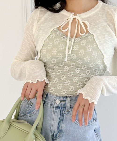 Loueme(ルエム)の「【23S/S 春夏新作】フラワーデザインカップ付きインナーキャミ(キャミソール・レディース・ラベンダー/ライトグリーン/アイボリー/ライトブルー/ブラック・FREE)」の4枚目の写真