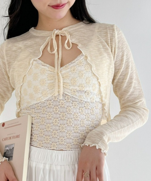 Loueme(ルエム)の「【23S/S 春夏新作】フラワーデザインカップ付きインナーキャミ(キャミソール・レディース・ラベンダー/ライトグリーン/アイボリー/ライトブルー/ブラック・FREE)」の2枚目の写真
