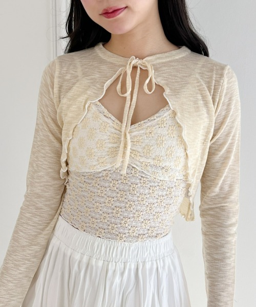 Loueme(ルエム)の「【23S/S 春夏新作】フラワーデザインカップ付きインナーキャミ(キャミソール・レディース・ラベンダー/ライトグリーン/アイボリー/ライトブルー/ブラック・FREE)」の7枚目の写真