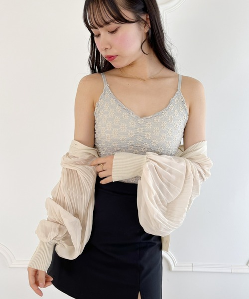 Loueme(ルエム)の「【23S/S 春夏新作】フラワーデザインカップ付きインナーキャミ(キャミソール・レディース・ラベンダー/ライトグリーン/アイボリー/ライトブルー/ブラック・FREE)」の21枚目の写真