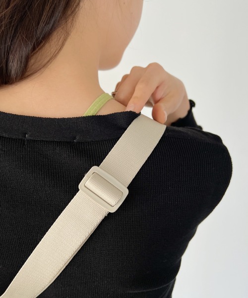 【BLAYMORE】ムーンショルダーバッグ Kora コラ メタリックアクセントムーンバッグ（ショルダーバッグ