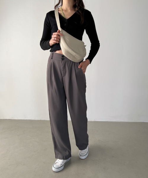 CLEA（クレア）の「ハーフムーンショルダーバッグ/ボディバッグ（ショルダーバッグ・レディース・オレンジ/カーキ/アイボリー/ブラック・FREE）」の8枚目の写真