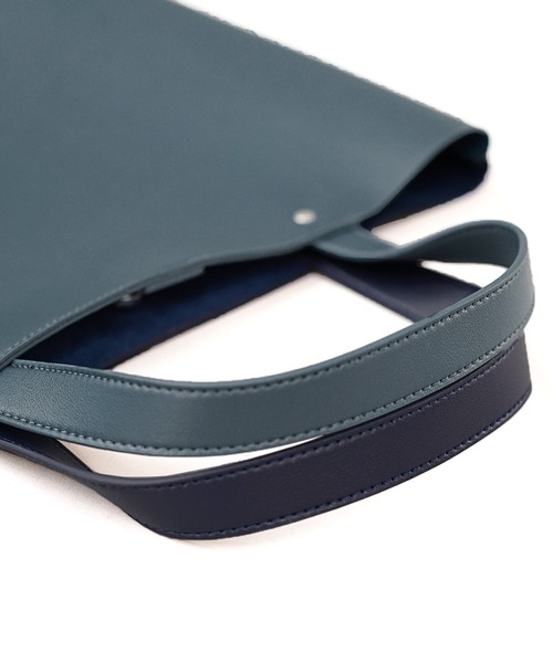 MinoriTY（マイノリティ）の「シンセティックレザーバイカラートートバッグ（トートバッグ・メンズ・ブラック/ネイビー/モカ・FREE）」の7枚目の写真