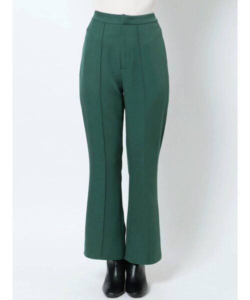 MURUA（ムルーア）の「ステップスリットフィットフレアパンツ（スウェットパンツ・レディース・ブラック/グリーン/マスタード・1/2）」の15枚目の写真