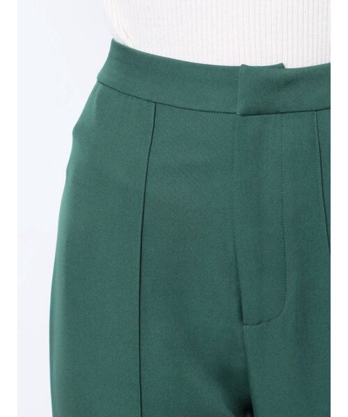 MURUA（ムルーア）の「ステップスリットフィットフレアパンツ（スウェットパンツ・レディース・ブラック/グリーン/マスタード・1/2）」の18枚目の写真