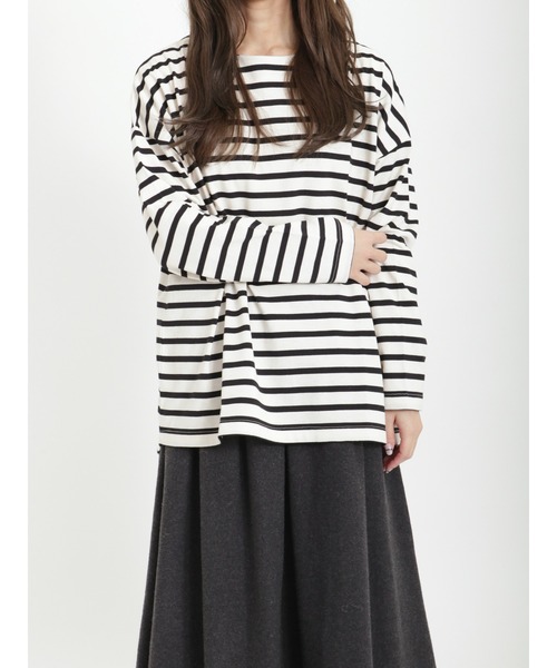 Samansa Mos2（サマンサ モスモス）の「バスクボーダーTシャツ（Tシャツ/カットソー・レディース・グリーン/ブラウン/オフホワイト・ﾌﾘ-）」の2枚目の写真