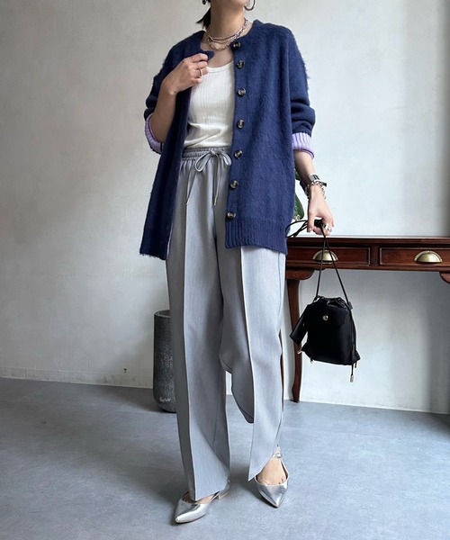 DouDou（ドゥドゥ）の「袖配色2WAYシャギーニット（カーディガン/ボレロ・レディース・オフホワイト/ブルー/グリーン・FREE）」の21枚目の写真