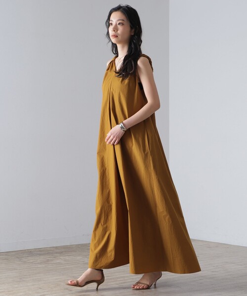 Demi-Luxe BEAMS(デミルクス ビームス)の「AK+1 / ネジリ ワンピース(ワンピース・レディース・キャメル/スミクロ・36/38)」の19枚目の写真