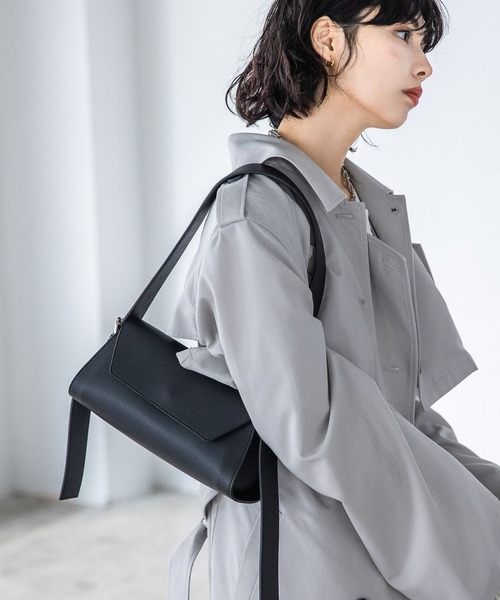 PAGEBOY(ページボーイ)の「コクーンフォルムBAG(トートバッグ・レディース・ブラック/ブルー/オフホワイト・FREE)」の7枚目の写真