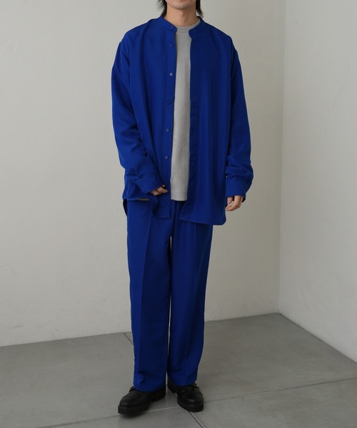 COLONY 2139（コロニートゥーワンスリーナイン）の「ドレープポリバンドカラー長袖シャツ（シャツ/ブラウス・メンズ・ブラック/アイボリー/ブルー・MEDIUM/LARGE）」の7枚目の写真