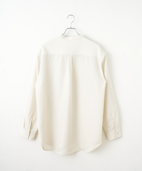 COLONY 2139（コロニートゥーワンスリーナイン）の「ドレープポリバンドカラー長袖シャツ（シャツ/ブラウス・メンズ・ブラック/アイボリー/ブルー・MEDIUM/LARGE）」の17枚目の写真