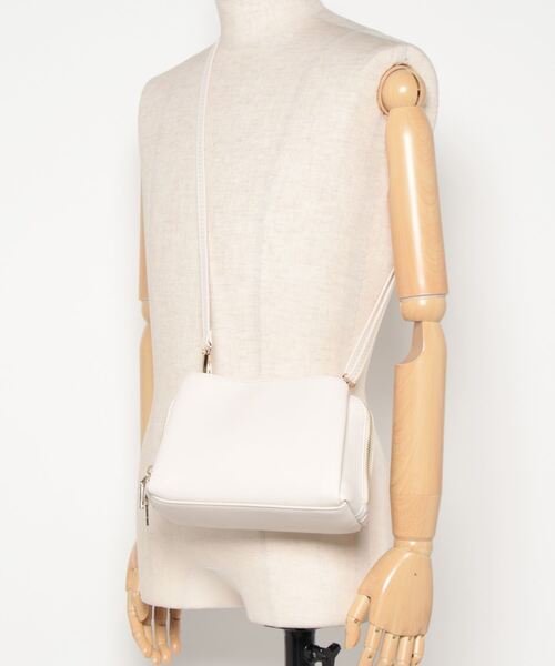cache cache（カシュ カシュ）の「カシュカシュ cachecache / メッシュハンドルお財布ショルダーバッグ（ショルダーバッグ・レディース・マスタード/グリーン/サックスブルー/ベージュ系その他/ブラック/アイボリー・FREE）」の13枚目の写真