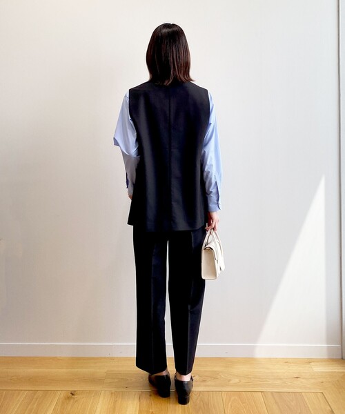 OPAQUE.CLIP(オペークドットクリップ)の「◆パール調ボタンシャツ【guldgan/ガルドギャン】(シャツ/ブラウス・レディース・ホワイト系/ブルー系2/ライトブルー/ブルー系7・38/40)」の18枚目の写真