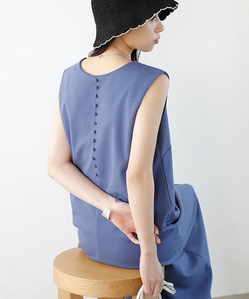 GeeRA(ジーラ)の「くるみボタンストレッチロングワンピース(ワンピース・レディース・ブルー/オレンジ/ブラック・LARGE/X-LARGE/SMALL/MEDIUM)」の16枚目の写真