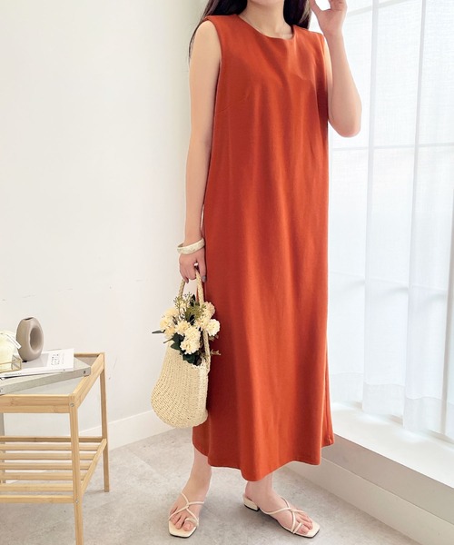 GeeRA(ジーラ)の「くるみボタンストレッチロングワンピース(ワンピース・レディース・ブルー/オレンジ/ブラック・LARGE/X-LARGE/SMALL/MEDIUM)」の6枚目の写真
