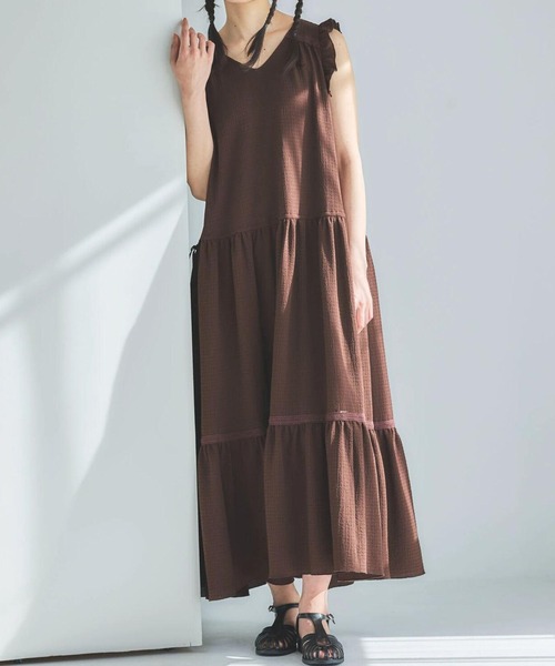 ESCAR（エスカー）の「■ESCAR ドロストギャザーワンピース（ワンピース・レディース・ブラウン/ブラック・FREE）」の2枚目の写真