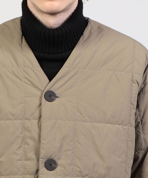 STUDIO NICHOLSON(スタジオニコルソン)の「■STUDIO NICHOLSON WADDED JACKET ナイロン ジャケット(ブルゾン・メンズ・ベージュ・L)」の7枚目の写真