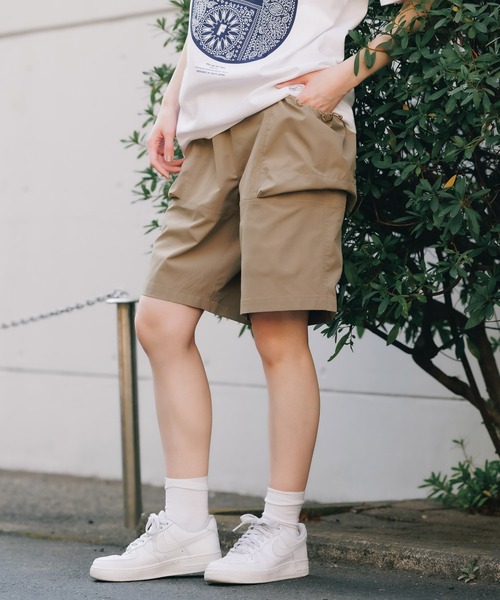 ABU GARCIA(アブ・ガルシア)の「Abu Garcia/アブ・ガルシア Big Pocket Cargo Shorts カーゴショーツ(カーゴパンツ・メンズ・ブラック/ベージュ・M/L)」の2枚目の写真