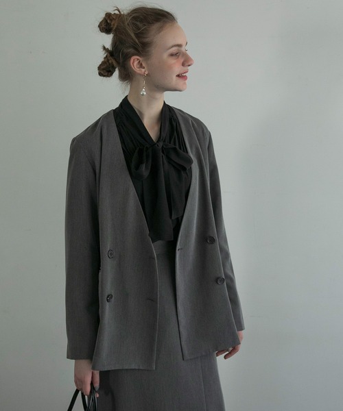 BONLECILL noir（ボンルシールノワール）の「【BONLECILL noir】2way ボリュームスリーブ ボウタイギャザーブラウス（シャツ/ブラウス・レディース・ブルー/オフホワイト/ブラック/ネイビー・FREE）」の22枚目の写真