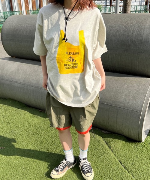 shesame(シーセム)の「グラフィックTシャツ(Tシャツ/カットソー・レディース・オートミール/カーキ/ブラック・フリー)」の17枚目の写真