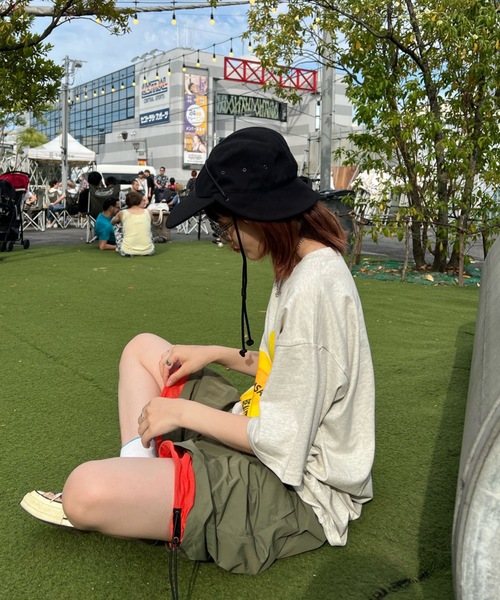 shesame(シーセム)の「グラフィックTシャツ(Tシャツ/カットソー・レディース・オートミール/カーキ/ブラック・フリー)」の15枚目の写真