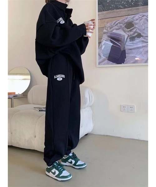 Chick（チック）の「スタンドネックスウェット セットアップ（スウェット・レディース・ブラック/グレー・M/L/XL）」の4枚目の写真