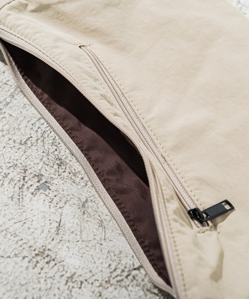 VICKY（ビッキー）の「【アクティブなお出かけに】防水防汚ショルダーボディBAG（ショルダーバッグ・レディース・グレー/オフホワイト/ブラック/パープル/イエロー/ピンク・FREE）」の20枚目の写真