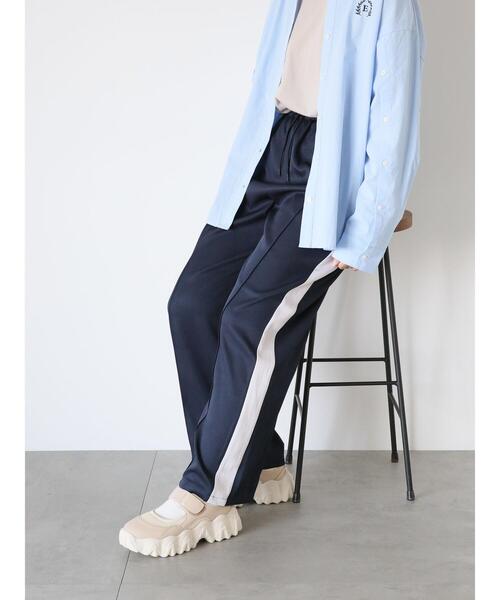ehka sopo（エヘカソポ）の「サイドライントラックパンツ（その他パンツ・レディース・モカ/ネイビー/グリーン・F）」の21枚目の写真