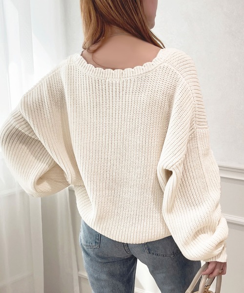 apres jour（アプレジュール）の「スカラップVネックカーディガン【ZOZOTOWN限定アイテム】（カーディガン/ボレロ・レディース・グレイッシュベージュ/ブラック/ライトピンク/オフホワイト・フリー/X-LARGE）」の14枚目の写真