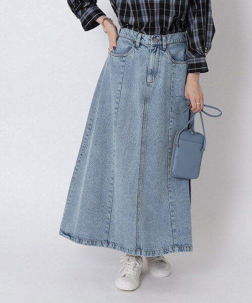 Cutie Blonde（キューティーブロンド）の「◆大人カジュアルに着こなせる デニムフレア ロングスカート（デニムスカート・レディース・ネイビー/ブルー/ブラック・02/01/03）」の12枚目の写真