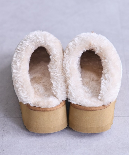 CIAOPANIC TYPY（チャオパニックティピー）の「ムートンサンダル（サンダル・レディース・ブラウン/ブラック・SMALL/MEDIUM/LARGE）」の9枚目の写真